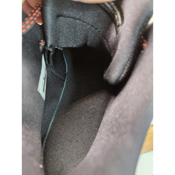 Nike Kyrie 5 "Friends" Basketball Shoes Size 11 Clean No Box - Picture 9 of 15